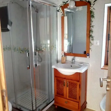 Refugio Do Raposo/casa Vega Montes da Senhora