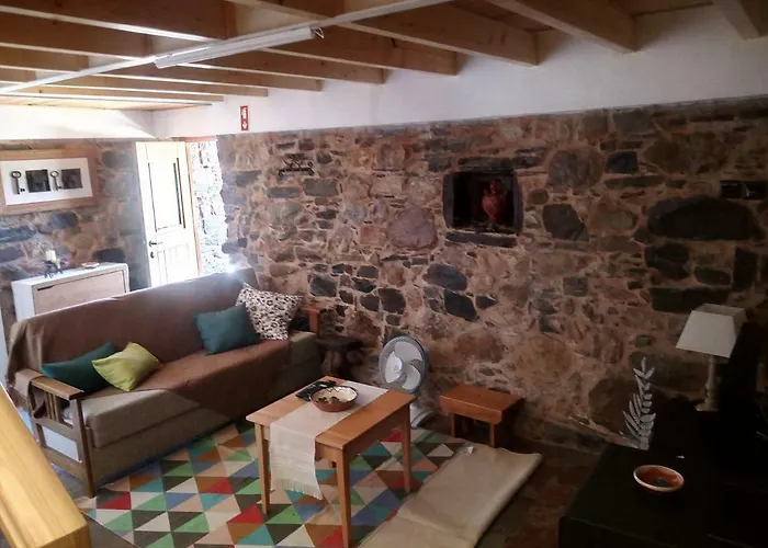 Refugio Do Raposo/casa Vega Montes da Senhora